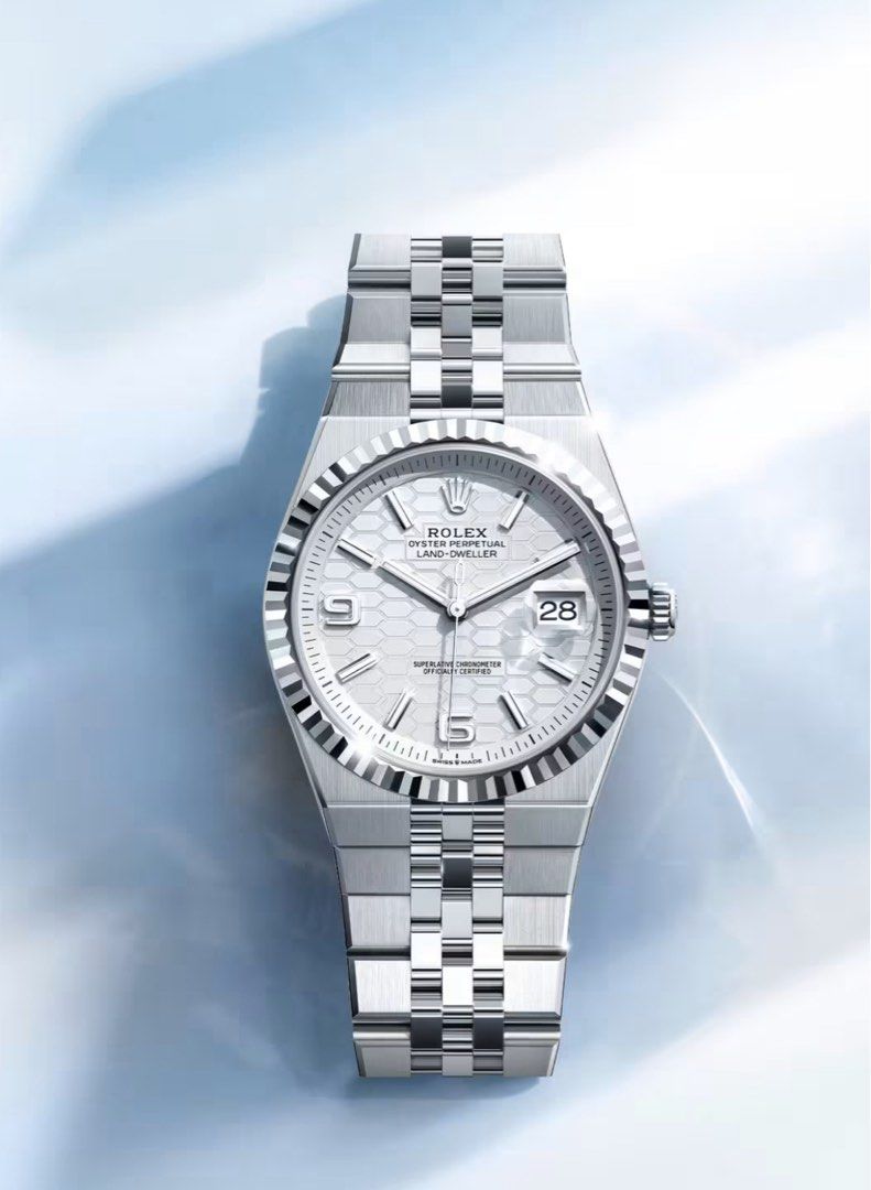 全新 Rolex Land-Dweller 36mm 勞力士 陸使型 127234-0001 （分類：手錶）位於 Hong Kong。 由 amberkanesiu 提交（商品編號 1461430427，圖片 1）。簡介： 全新未使用 26年9月卡 購自香港AD, 全套全齊。