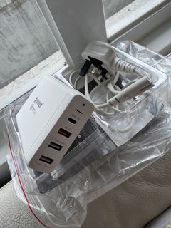 （分類：）位於 。 由 Mcqueen_95 提交（商品編號 1461371481，圖片 1）。簡介： 。