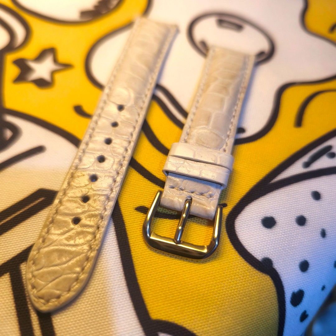 🐊 White 18mm Real Croco Excellent Quality Bone /beige 18mm Freeship Same day gcash payment once puck up (Category: Women's Watches) located in Manila. Submitted by anamarieya99059 (Listing ID 1461456136, Image 2). Description: 🌺 18mm Bone Colour available crocodile Sameday delivery 🌺Real Crocodile Bone 18mm Red 18mm White 16mm 14mm White 14mm 12mm 10mm 4-5 days shioment Gcash BaYad same day white 🟤18mm lug-16mm 🟤Bone color 🟤Red 🟤Blue 🟤1.8