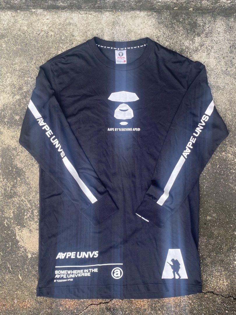 AAPE REFLECTORIZE (Category: Activewear) located in Manila. Submitted by mr.borreros (Listing ID 1461449678, Image 1). Description: May less pa sa sure buyer.