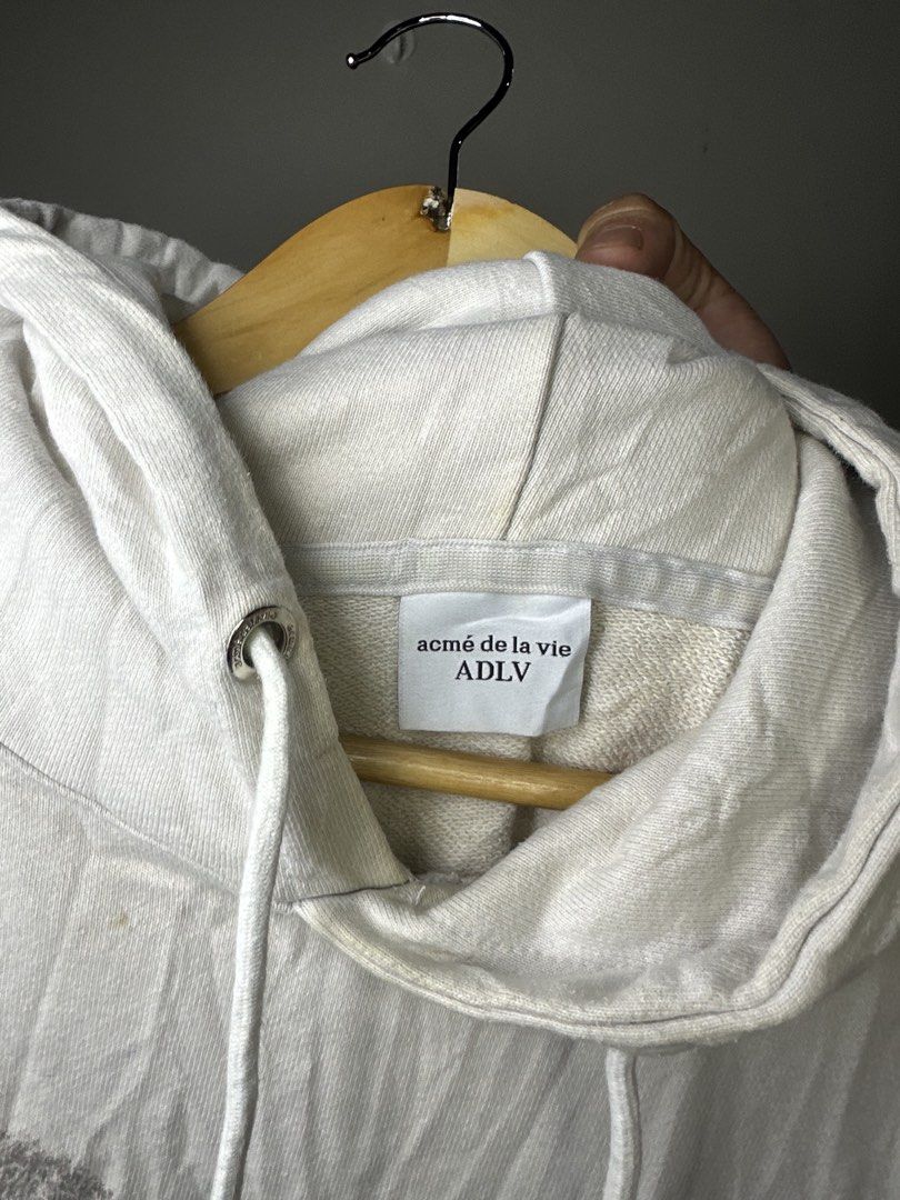 ACME DE LA VIE (Category: Coats, Jackets and Outerwear) located in Molave. Submitted by thriftmate13 (Listing ID 1461419925, Image 3). Description: need wash.