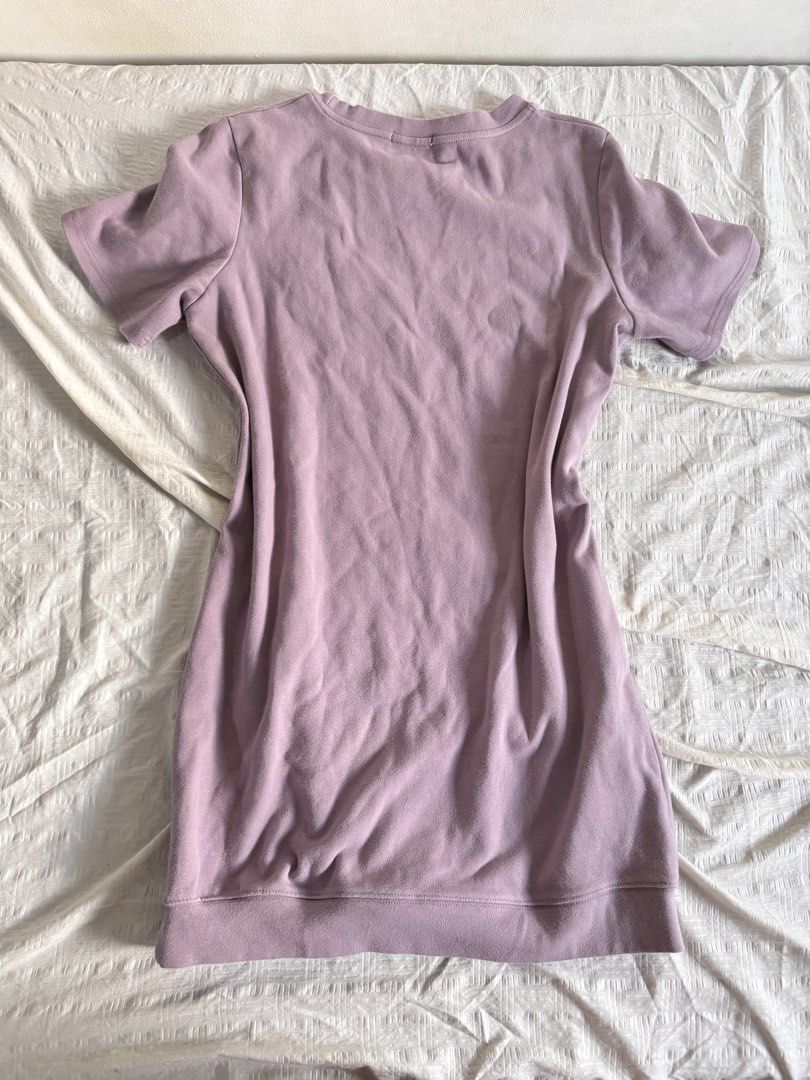 Acne Studios Face Logo Lavender Sweatshirt Dress (Category: Dresses) located in Las Pinas. Submitted by preiscloset (Listing ID 1461405667, Image 2). Description: - Acne Studios lavender dress - Features iconic embroidered face logo on chest - Short sleeves and crew neck - Made from comfortable sweatshirt material - Ideal for casual everyday wear.