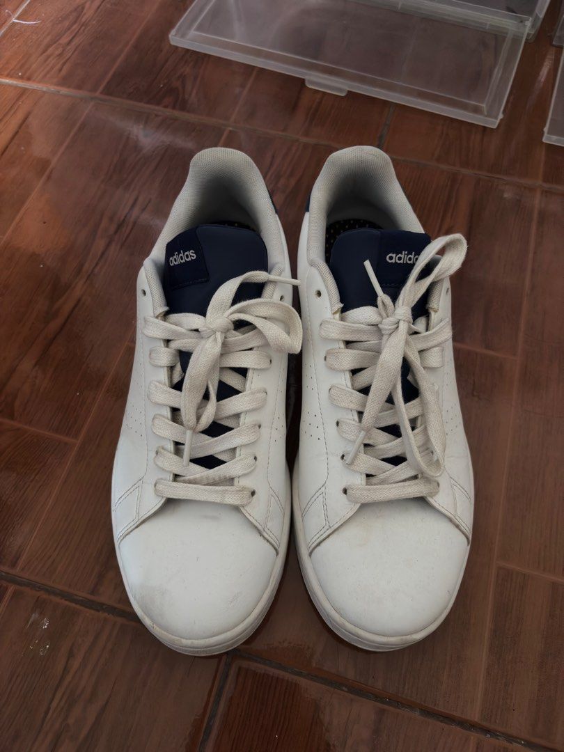 Adidas Advantage White (Category: Sneakers) located in Naga. Submitted by mmmutt (Listing ID 1461377918, Image 3). Description: authentic pair no box, no issues (parang bnew) size 9.5us.