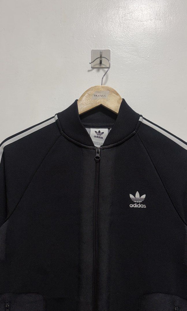 Adidas Black Mesh Track Jacket (Category: Coats, Jackets and Outerwear) located in Manila. Submitted by petlover777 (Listing ID 1461558066, Image 2). Description: Best fit to small (19 x 25.5) GOOD AS NEW! NO ISSUE 📍Pick up location: Barangay 235 Hall Abad Santos Manila 🛵Delivery: J&t | Lalamove.