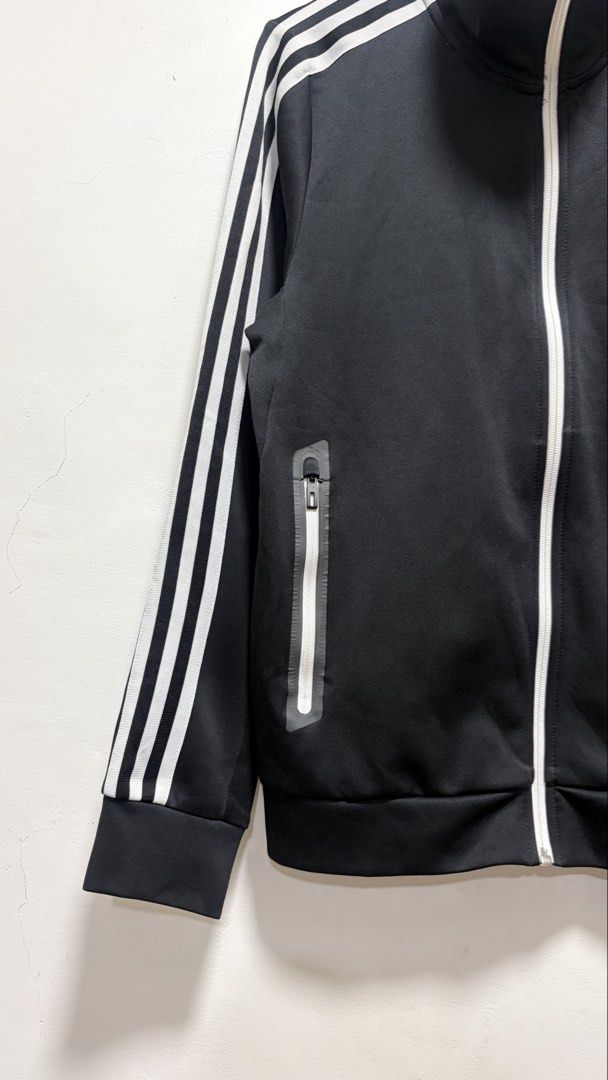 Adidas Black Track Jacket (Category: Coats, Jackets and Outerwear) located in Manila. Submitted by petlover777 (Listing ID 1461558107, Image 3). Description: Best fit to medium (20 x 26.5) GOOD AS NEW! NO ISSUE 📍Pick up location: Barangay 235 Hall Abad Santos Manila 🛵Delivery: J&t | Lalamove.
