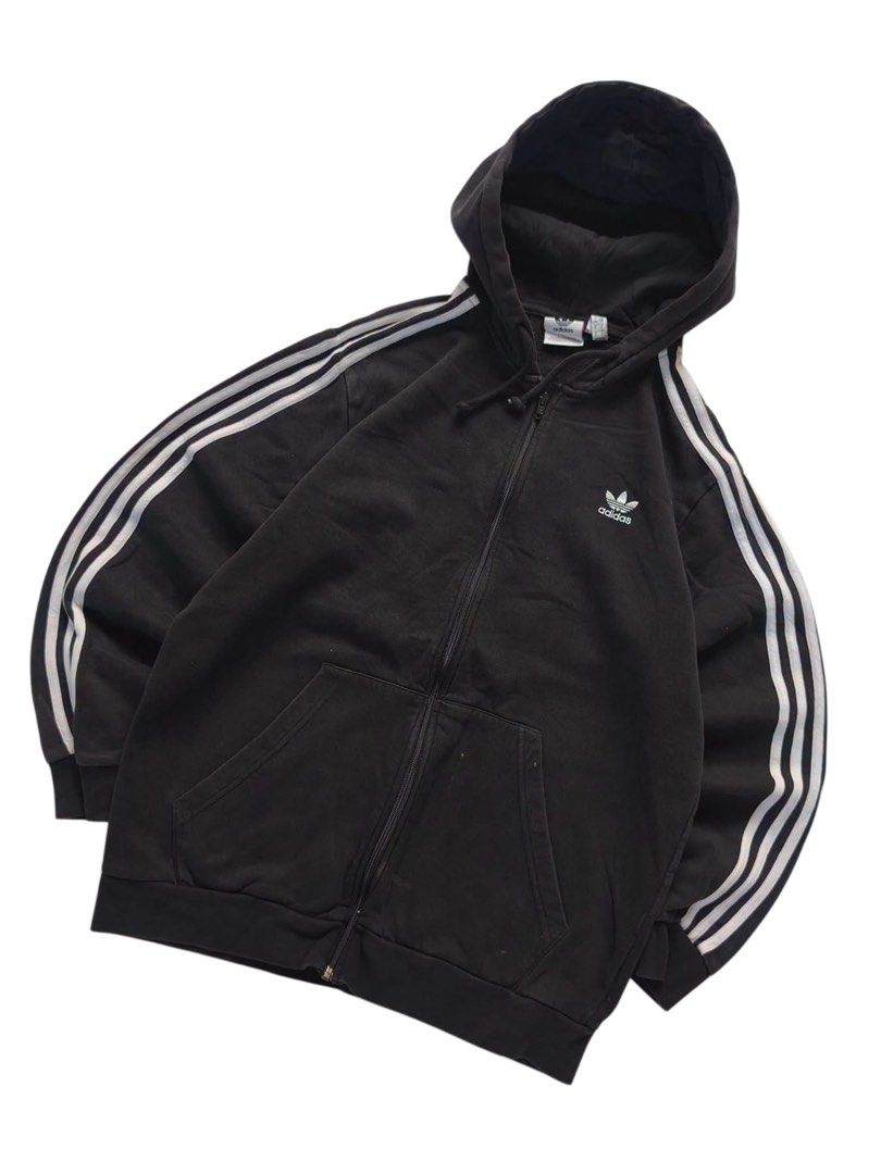 Adidas Hoodie (Category: Hoodies) located in Manila. Submitted by b4nz76 (Listing ID 1461429989, Image 2). Description: Width: 24 Length: 28 XL COLOR RATE: 9.4/10 CONDITION: 9.3/10 ISSUE: (minimal stain but not so visible) .