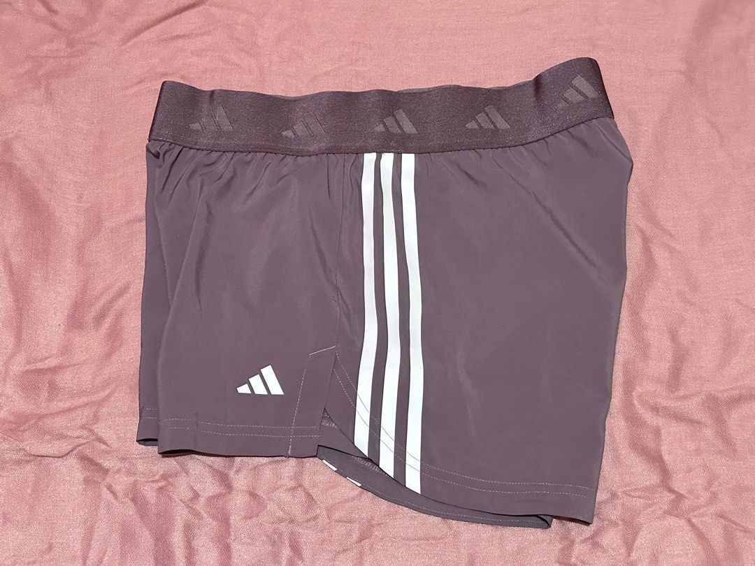 Adidas Hyperglam Woven Shorts (Climacool) (Category: Activewear) located in Makati City. Submitted by persistentcap (Listing ID 1461380112, Image 1). Description: Size: Medium Used once to try on. Recommended for long runs and marathons. Moisture-absorbing AEROREADY keeps you feeling fresh and confident through your workout and beyond. Flattering side slits and a stylish jacquard elastic waistband. Reason for selling: Too big. Doesn’t fit me appr