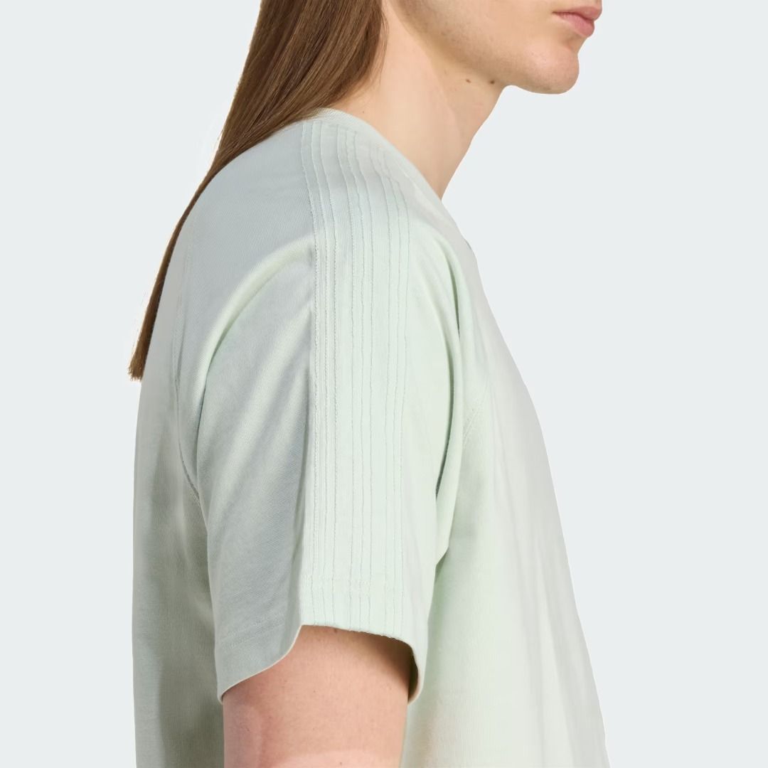 Adidas Premium Essentials Tee (Category: Tshirts & Polo Shirts ) located in Caloocan City. Submitted by heyheymareyyy (Listing ID 1461460888, Image 3). Description: selling 🫶 bought during the Adidas Warehouse Sale 2026 still have the original receipt :) Premium Essentials Tee size: XL color: Linen Green ₱850 only (orig price: ₱2.5k) 📍 makati city 🤝 meet-up available 📦 shipping available dm if interested 💌.