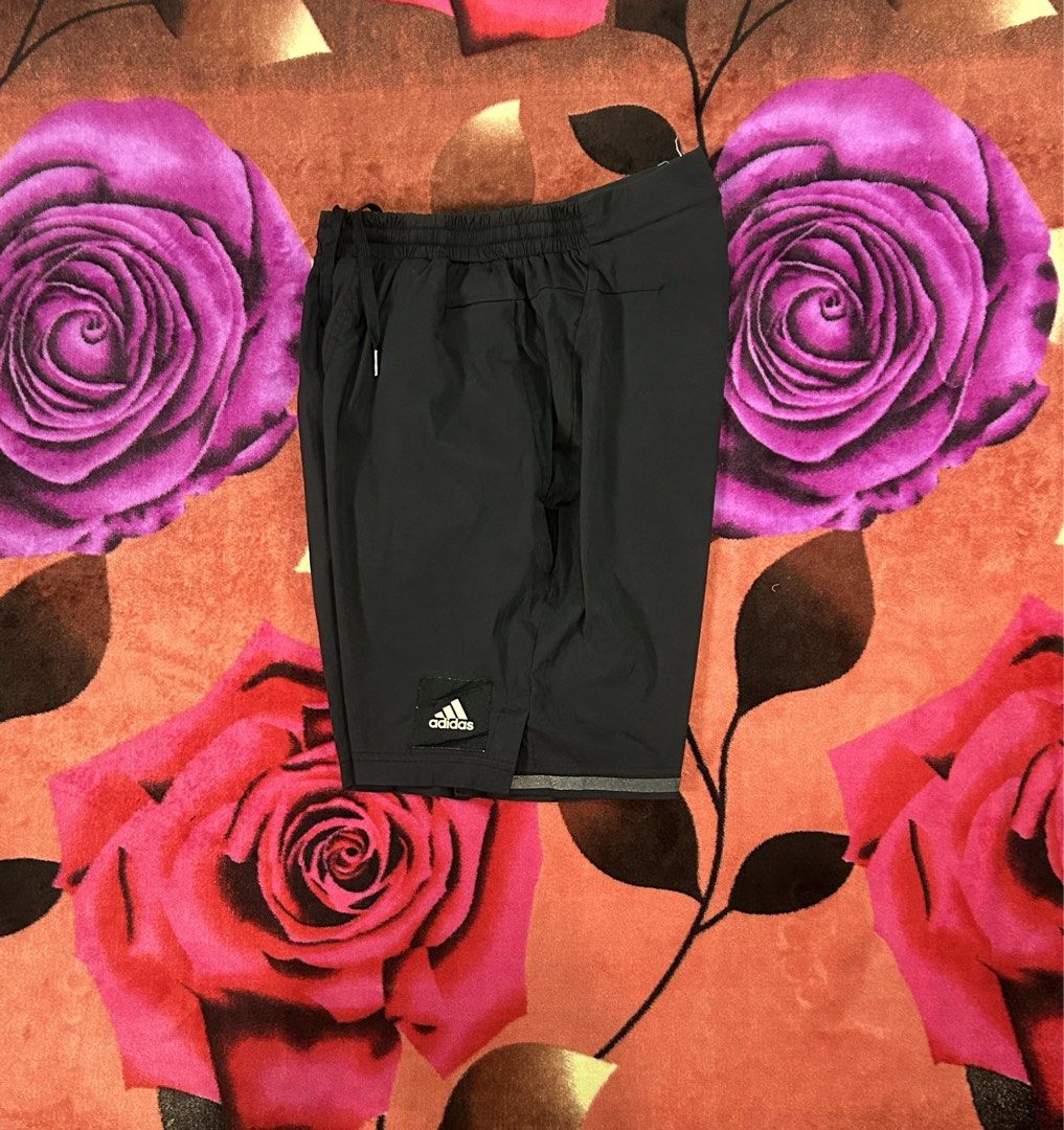 ADIDAS BLACK DRYFIT SHORT FOR MEN’S (Category: Shorts) located in Dasmarinas. Submitted by dnnr3rdyyyyy (Listing ID 1461514014, Image 3). Description: Dimensions Size 30 18 Length Above The Knee Good as new condition 9.5/10 color rate Garterized With Tie No Major Issues Unique Logo Authentic/Legit.
