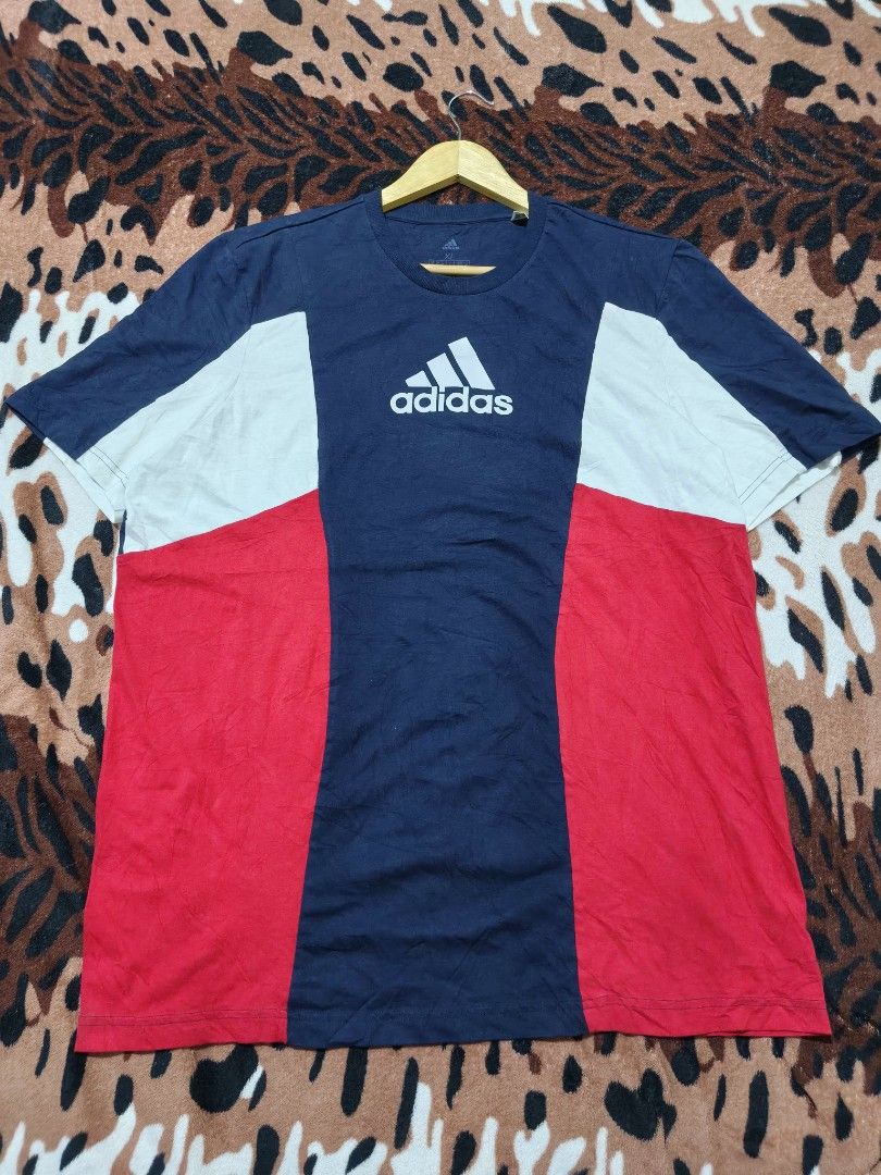 ADIDAS SIZE XL (Category: Tshirts & Polo Shirts ) located in Manila. Submitted by gelove.thrift (Listing ID 1461560982, Image 2). Description: .