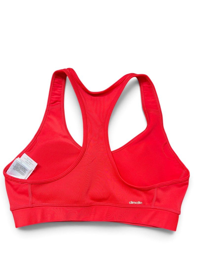 Adidas Techfit sports bra Medium (Category: Activewear) located in Santol. Submitted by lululane (Listing ID 1461389469, Image 2). Description: Orig With foam.