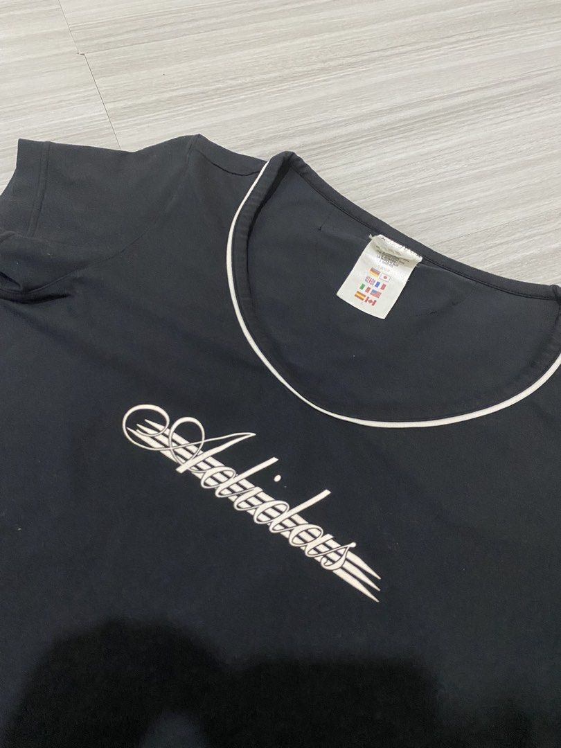 adidas vintage (Category: Shirts) located in Manila. Submitted by hell_market (Listing ID 1461485135, Image 2). Description: .