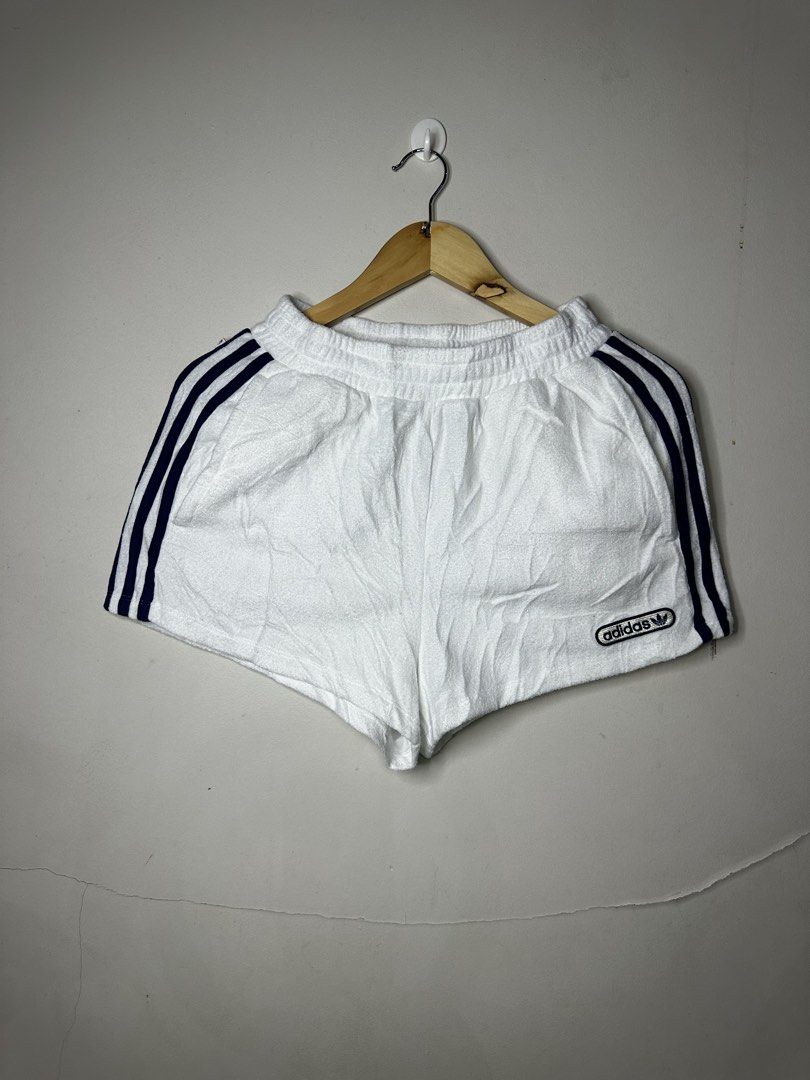 ADIDAS WOMENS (Category: Shorts) located in Molave. Submitted by thriftmate13 (Listing ID 1461415027, Image 1). Description: .