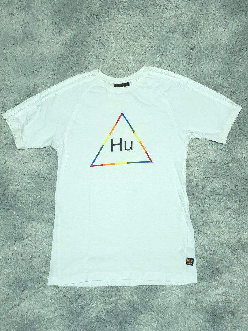 Adidas x Pharrell Williams (Category: Tshirts & Polo Shirts ) located in Abulug. Submitted by humanwhosellthings (Listing ID 1461561422, Image 1). Description: ADI x PHARRELL WILLIAMS ✅️Size: XS on tag fit to Small ✅️Dimes: 18W x 28L ✅Condition: Excellent ✅Issue: None ✅Color Rate: 9.8/10.