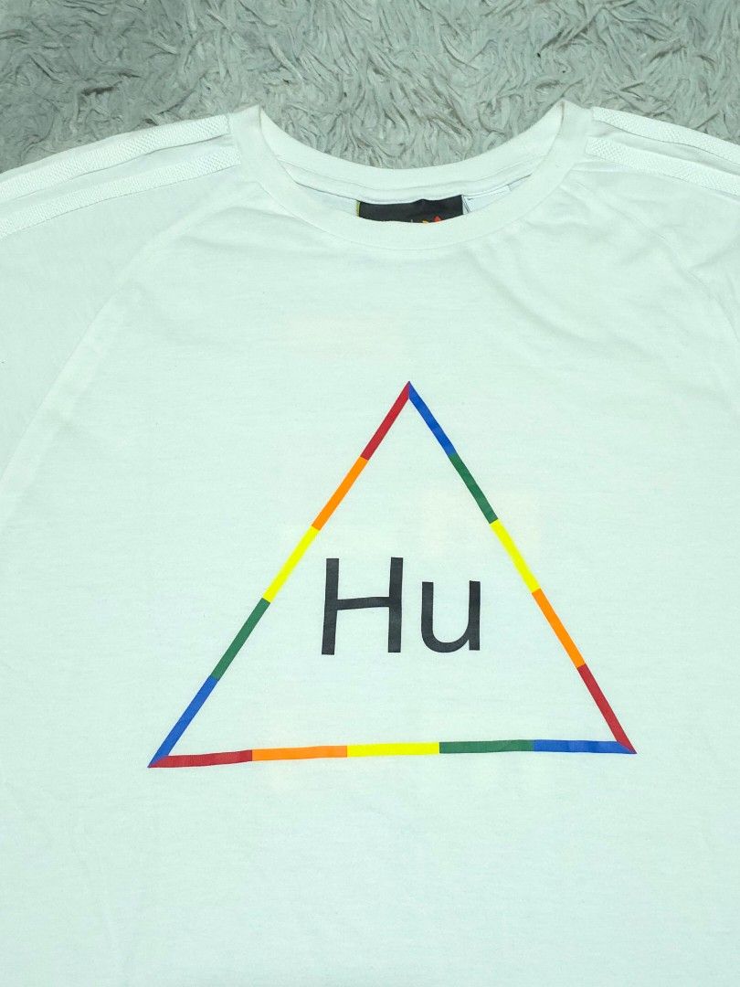 Adidas x Pharrell Williams (Category: Tshirts & Polo Shirts ) located in Abulug. Submitted by humanwhosellthings (Listing ID 1461561422, Image 3). Description: ADI x PHARRELL WILLIAMS ✅️Size: XS on tag fit to Small ✅️Dimes: 18W x 28L ✅Condition: Excellent ✅Issue: None ✅Color Rate: 9.8/10.