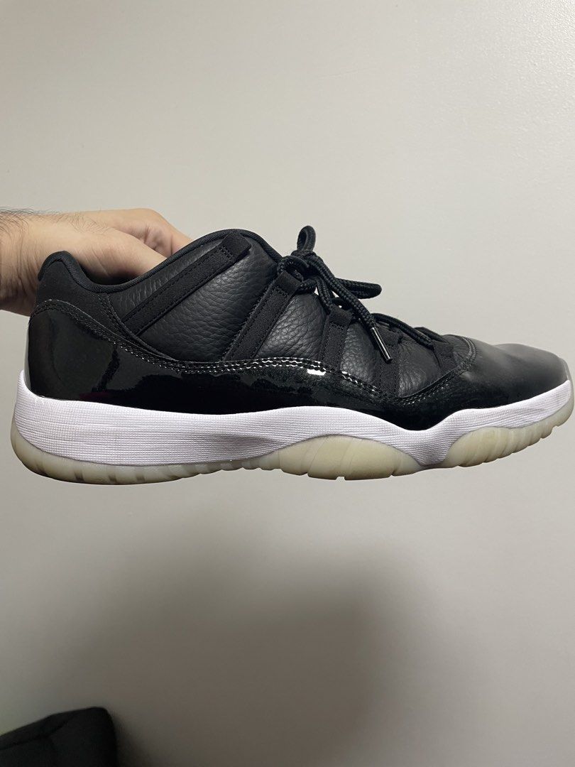 Air Jordan 11 Low (72-10) Size 13 (Category: Sneakers) located in San Juan City. Submitted by bmbstc14 (Listing ID 1461550988, Image 1). Description: - no box - excellent condition - authenticated via poizon.