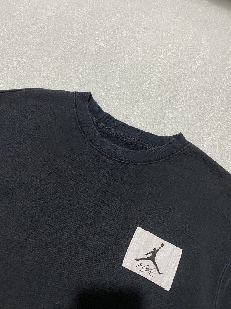 AIR JORDAN FLIGHT LONGSLEEVE (Category: Coats, Jackets and Outerwear) located in Caloocan City. Submitted by alexahvaldez (Listing ID 1461334328, Image 3). Description: NEGO FOR SURE BUYER 21 / 27 EXCELLENT CONDITION NO ISSUE.
