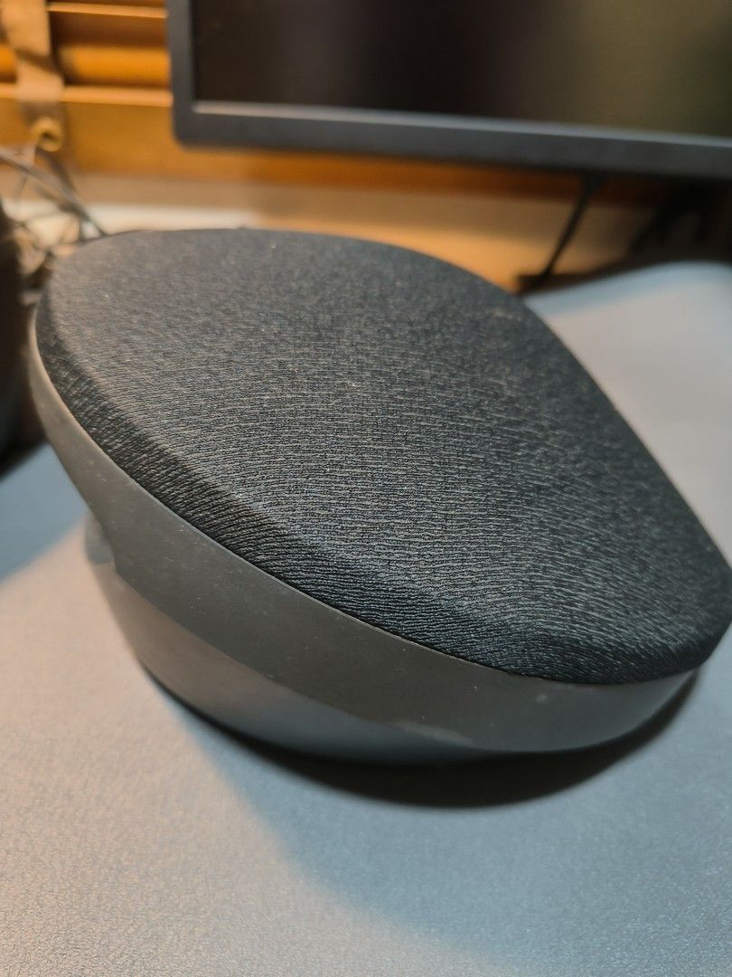 AIWA Surround Speaker (Category: Soundbars, Speakers & Amplifiers) located in Makati City. Submitted by franco31 (Listing ID 1461466273, Image 3). Description: Aiwa SX-R280 surround speaker, can be use for background speaker. 50W 16ohms.