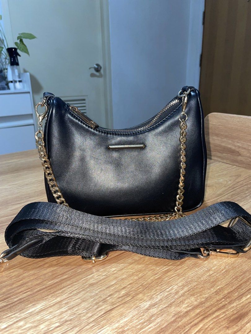 Aldo black leather bag (Category: Shoulder Bags) located in Manila. Submitted by valentinaababy (Listing ID 1461516470, Image 1). Description: still in good condition.