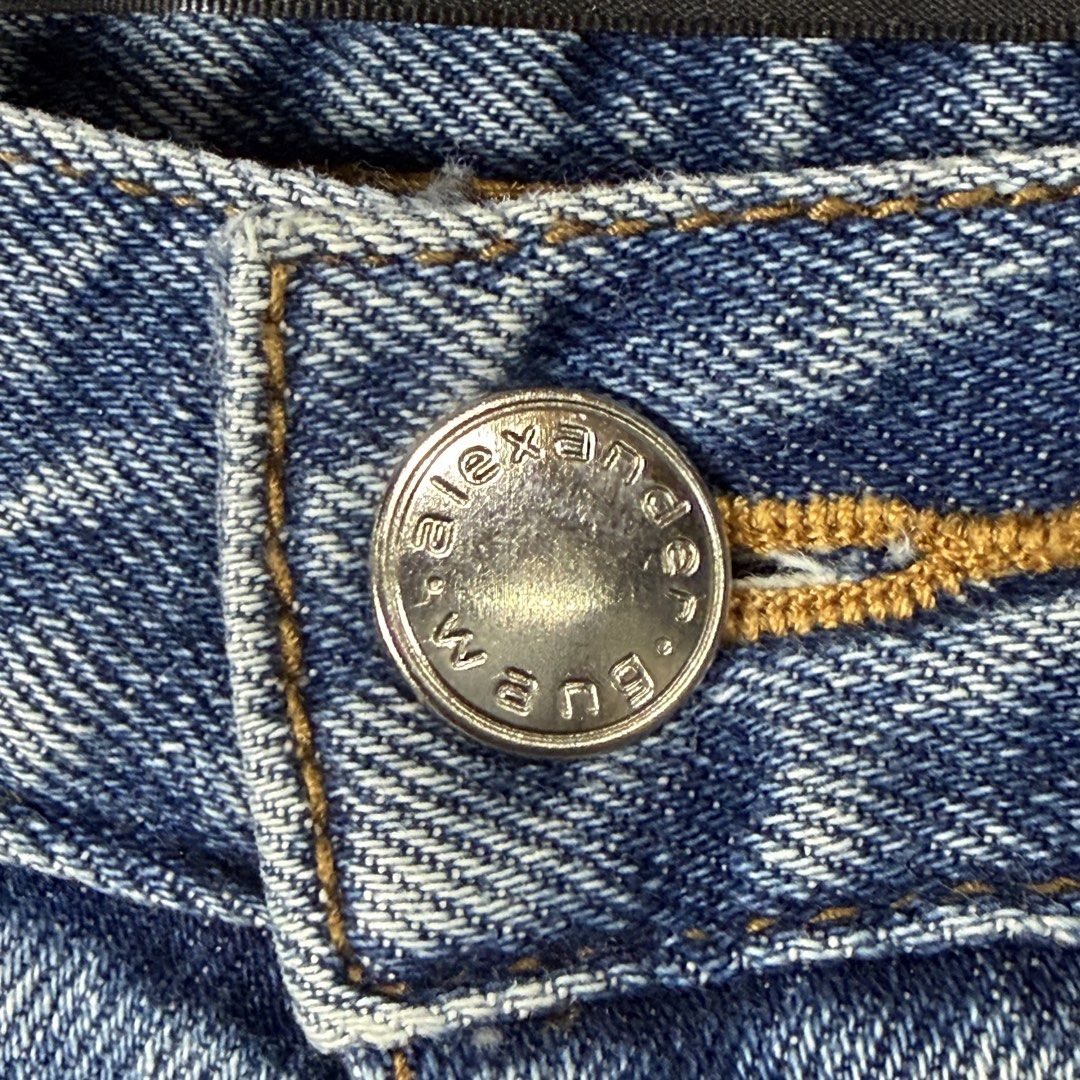 ALEXANDERWANG (Category: Shorts) located in Mangaldan. Submitted by restyletrends.ph (Listing ID 1461455731, Image 3). Description: ALEXANDERWANG Size : 28 Length : 11.5 Color rate : 10/10 Like new No issue.