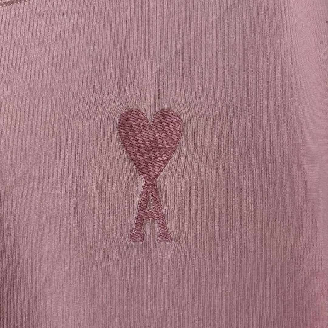 Ami Paris Pink Oversized Shirt XL Plus Size (Category: Tshirts & Polo Shirts ) located in Bulacan. Submitted by laleesa_ (Listing ID 1461430940, Image 2). Description: Issue: Pinhole sa likod 24W x 28L .