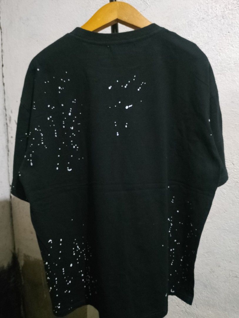 Amiri Black Tshirt (Category: Formal Shirts) located in Carmen. Submitted by fukqueazz (Listing ID 1461545199, Image 3). Description: Size Medium Good Condition No Issues Complete Tags 📍Cebu Mop:GcSh.