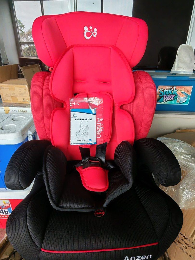 Anzen Car Seat (Category: Car Seats) located in Calamba. Submitted by coffeeandclothes (Listing ID 1461521479, Image 2). Description: - Anzen Kidd Car Seat in Red - Suitable for a wide age and weight range - Features a removable and washable cover - Ensures your child's safety on the road - Please check photos for detailed condition.