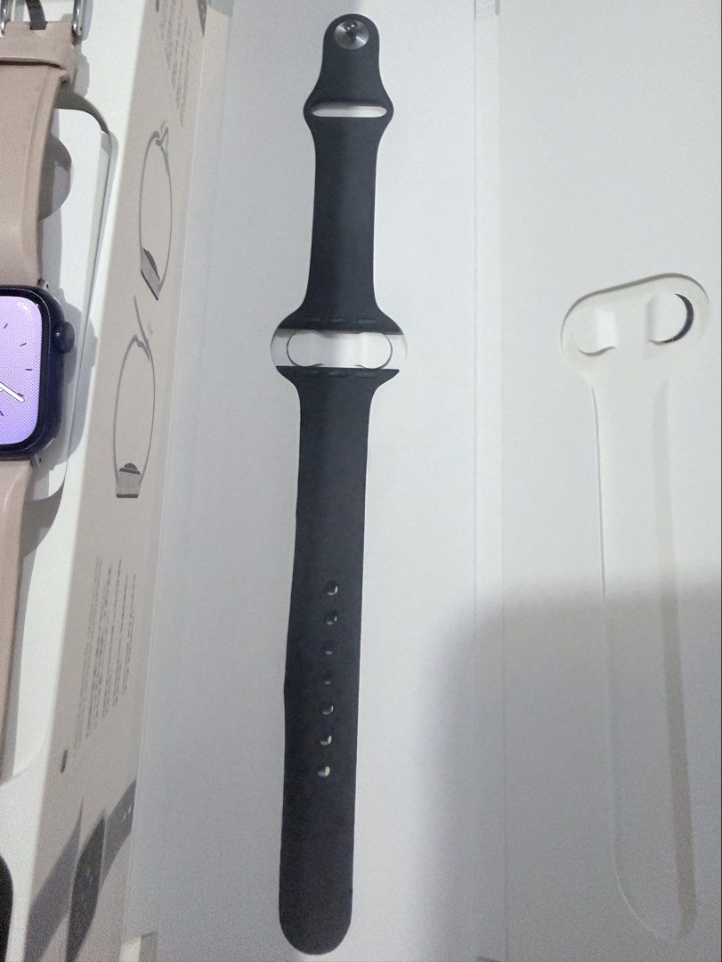 APPLE WATCH 8 41mm (Category: Other Mobile & Gadget Accessories) located in Manila. Submitted by naomithings (Listing ID 1461423248, Image 3). Description: LAST PRICE! Every details post in the picture. Free 2 bands grey and pink and original apple band. Complete Box. No Charger. Bought in Indonesia NO MEET UP NO COD SHIPPING FEE SHOULDER BY BUYERS.