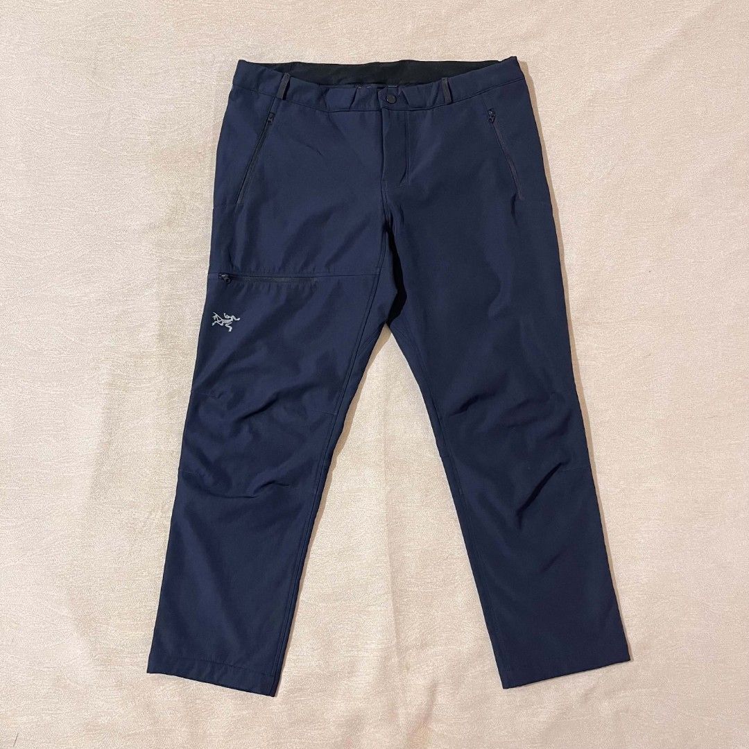 Arc'teryx Trekking Pants (Category: Activewear) located in Sagay. Submitted by worn_archivez (Listing ID 1461452396, Image 2). Description: - Dimes: 34"-36" W / 38" L - Excellent Condition - No issue.