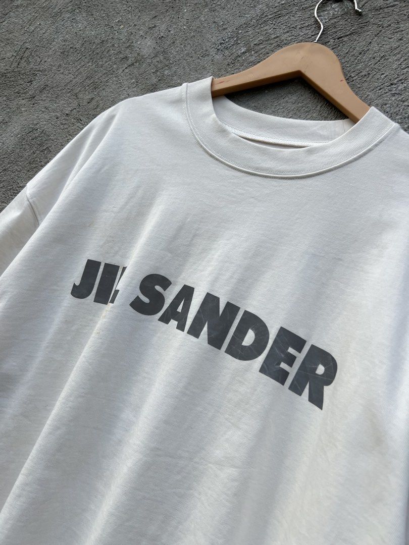 Arcteryx X Jil Sander Oversized Tee (Category: Tshirts & Polo Shirts ) located in Santa Catalina. Submitted by zthrift54351 (Listing ID 1461356964, Image 2). Description: Arcteryx X Jil sander oversized shirt 25x31 Issue: Washable stain Pm to avail !.