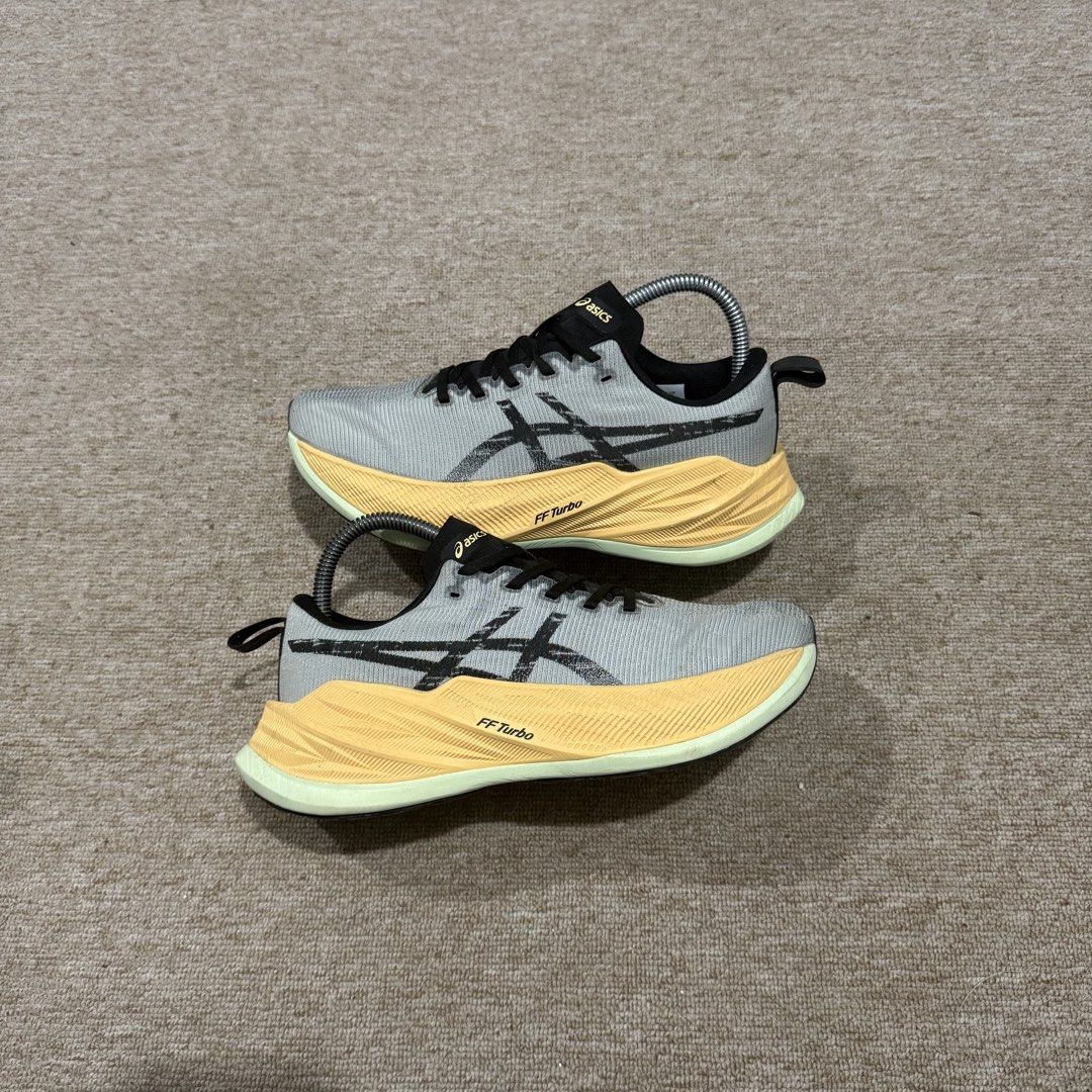 ASICS SUPERBLAST (Category: Sneakers) located in Cebu City. Submitted by cjayzuno04940 (Listing ID 1461550879, Image 1). Description: ASICS SUPERBLAST ORIGINAL✅ US WOMENS-7 EUR-38 CM-24 EXCELLENT CONDITION.