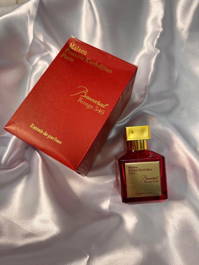 ASSORTED LUXURY PERFUME (Category: Fragrance & Deodorants) located in Angeles City. Submitted by btsvtreasures (Listing ID 1461345422, Image 3). Description: LUXURY PERFUME PERFECT PANG GIFT – Mix and match perfume - 10% oil based - still long lasting 4 FOR ₱1,500 Super perfect pang gift collect na kayo..