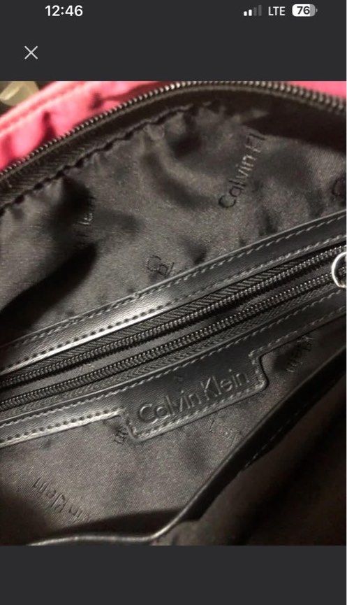 Authentic Calvin klein sling bag/handbag (Category: Luxury Bags & Wallets) located in Caloocan City. Submitted by trebdy01 (Listing ID 1461159382, Image 3). Description: .