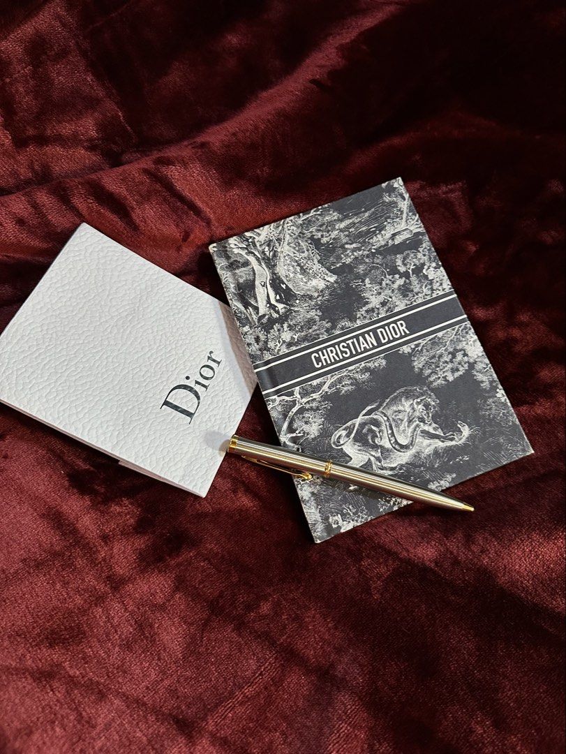 Authentic Christian Dior Toile De Jouy Notebook. (Category: Purses & Pouches) located in Cagayan de Oro. Submitted by kjcartier26 (Listing ID 1461371013, Image 1). Description: Authentic, Flawless, Luxury Notebook. 🇯🇵 - Pen note included, For Photo purposes only. 🫶🏻.