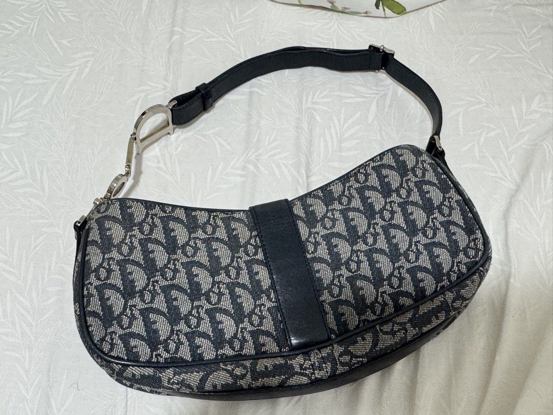 AUTHENTIC Christian Dior Diorissimo D-Charm Shoulder Bag (Category: Luxury Bags & Wallets) located in Pasay City. Submitted by aemi.dvo (Listing ID 1461466162, Image 2). Description: - bought this from SONU Vintage on ig - still in good condition - slightly negotiable - not in a hurry to sell this, lowballers will not be entertained RFS: I don’t reach for her and not my style anymore .