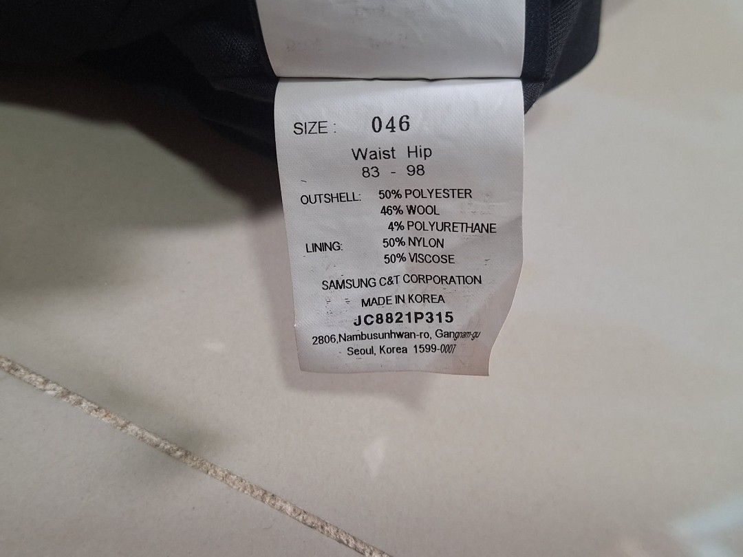 Authentic JUUN.J Cargo Jogger (Category: Joggers) located in Cebu City. Submitted by abyoscloset.cebph (Listing ID 1461506892, Image 3). Description: Authentic JUUN.J Cargo Jogger Size - 46 Waist - 30 up to 38 max Rise - 14 Thigh - 12.5 Length - 38.5 Leg opening - 5 Please check all details posted Like new condition No issues 1,800 + SF 💌 Thank you 😉.