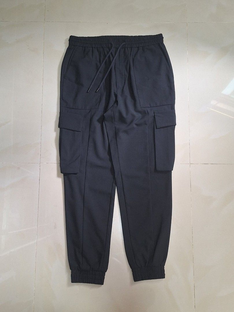 Authentic JUUN.J Cargo Jogger (Category: Joggers) located in Cebu City. Submitted by abyoscloset.cebph (Listing ID 1461506892, Image 1). Description: Authentic JUUN.J Cargo Jogger Size - 46 Waist - 30 up to 38 max Rise - 14 Thigh - 12.5 Length - 38.5 Leg opening - 5 Please check all details posted Like new condition No issues 1,800 + SF 💌 Thank you 😉.