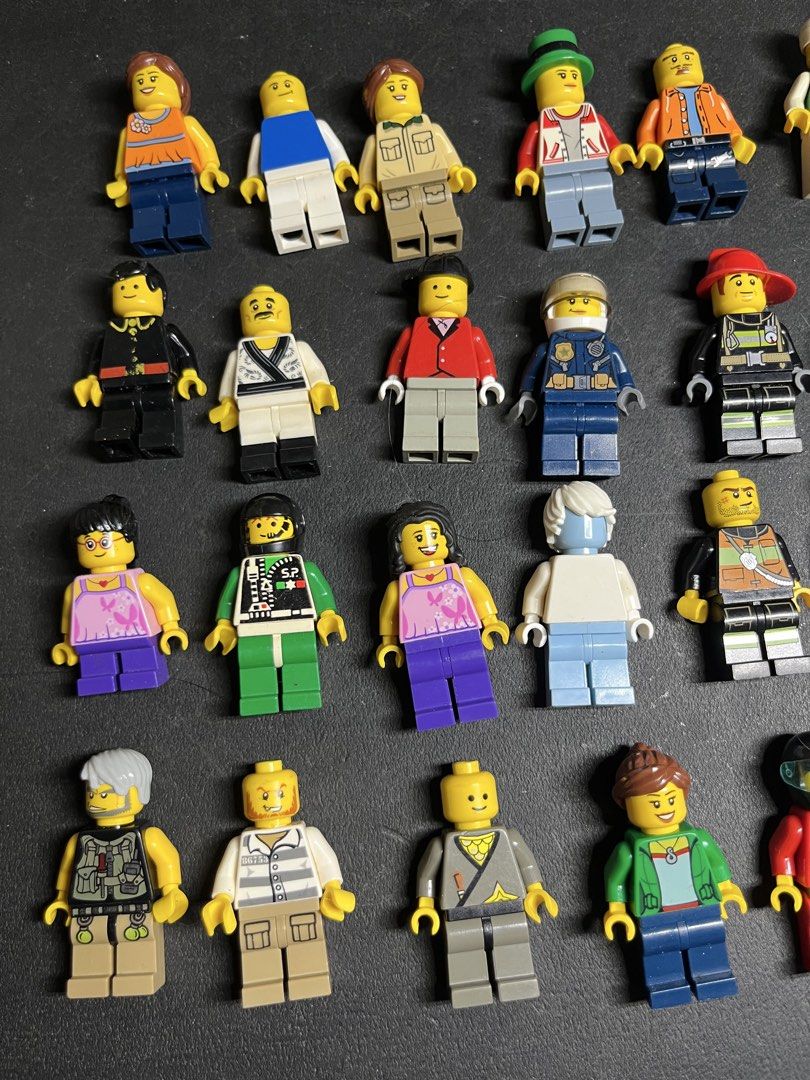 Authentic Lego Minifigure (Category: Lego & Building Sets) located in Caloocan City. Submitted by snapshop_ph (Listing ID 1461398836, Image 2). Description: 100 each.