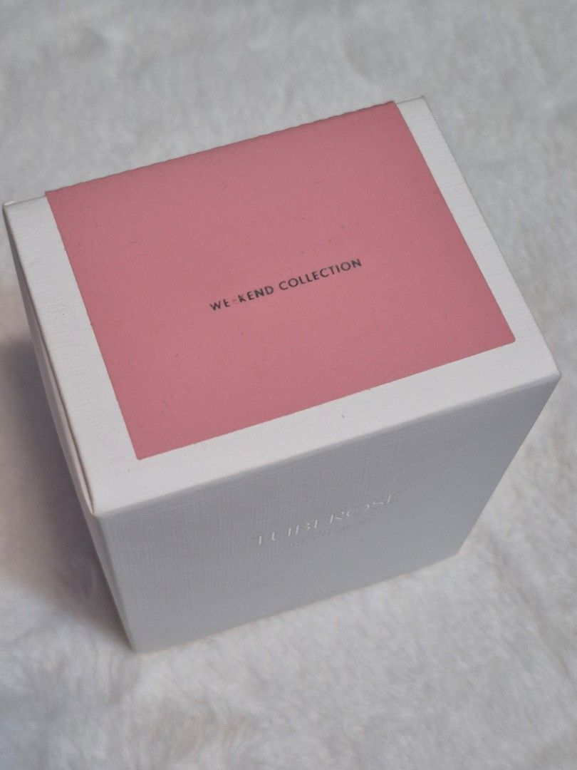 Authentic Zara Weekend Collection | Tuberose | w/ box | 90ml (Category: Fragrance & Deodorants) located in Quezon City. Submitted by aurabellaspurejoys (Listing ID 1461479454, Image 3). Description: BRAND NEW & SEALED Dupe of: Dior J'adore P 1,145.00 Handling: stored in a dry cool place Original Zara Perfume w/ box Bought at Zara Trinoma branch Date of Purchase: July 2025 90ml RFS: Unused, Decluttering.
