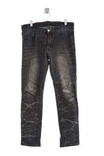 (Category: ) located in . Submitted by yuztopstore (Listing ID 1461355409, Image 1). Description: .