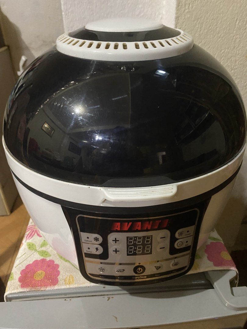 AVANTI CONVENTIONAL AIR FRYER (Category: Bathroom & Kitchen Fixtures) located in Manila. Submitted by nicolerbnl (Listing ID 1461455788, Image 1). Description: PRICE IS NEGOTIABLE. The multi-purpose pot for roasting, grilling, steaming, frying, etc. It is suitable for cooking healthy foods, as it decreases oil usages. It is more convenient with variety cooking programs Nice appearance. Designed for your convenient use. The inside space with the c
