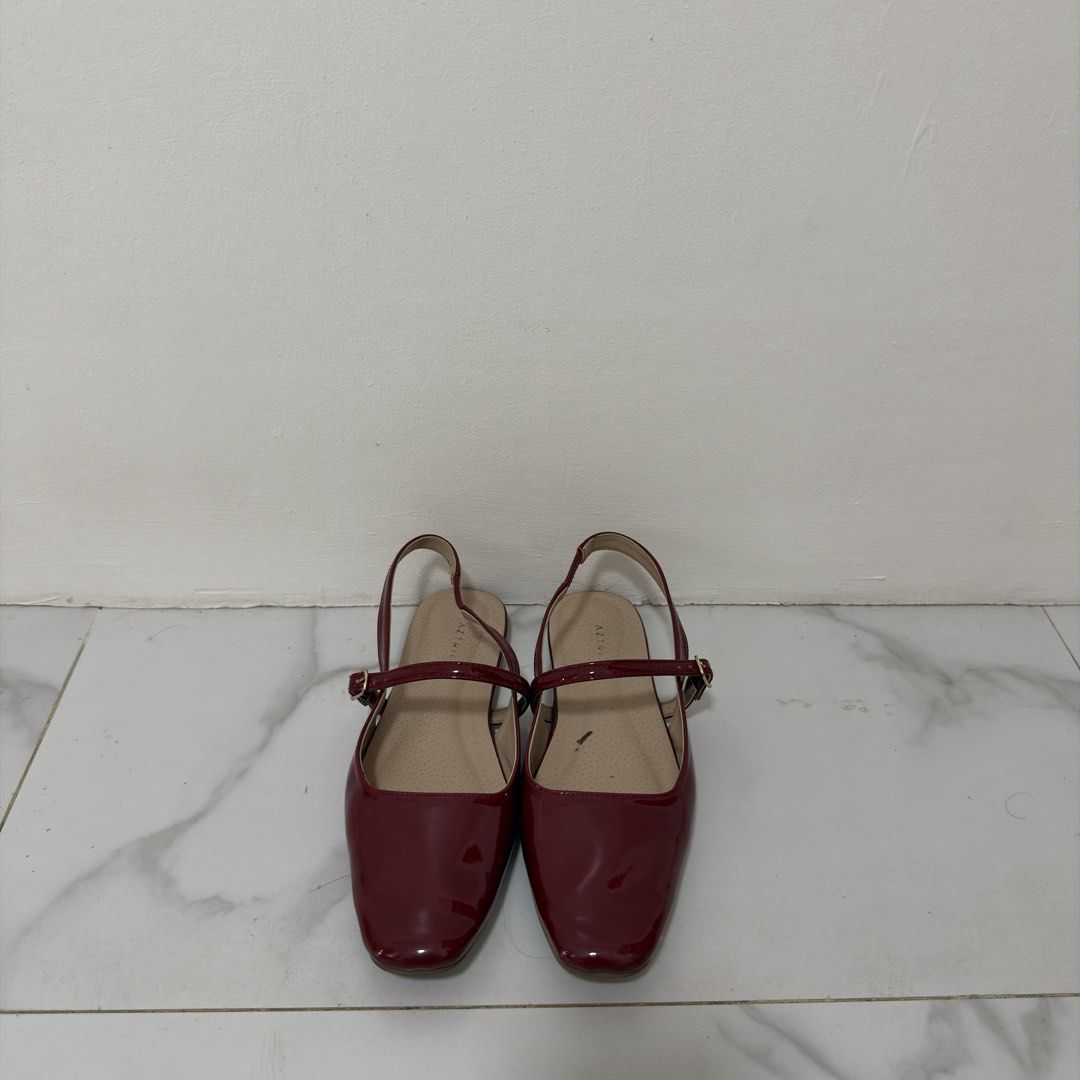 Aztrid Shoes (Category: Sandals) located in Manila. Submitted by declutters.wrdrb (Listing ID 1461406484, Image 1). Description: .