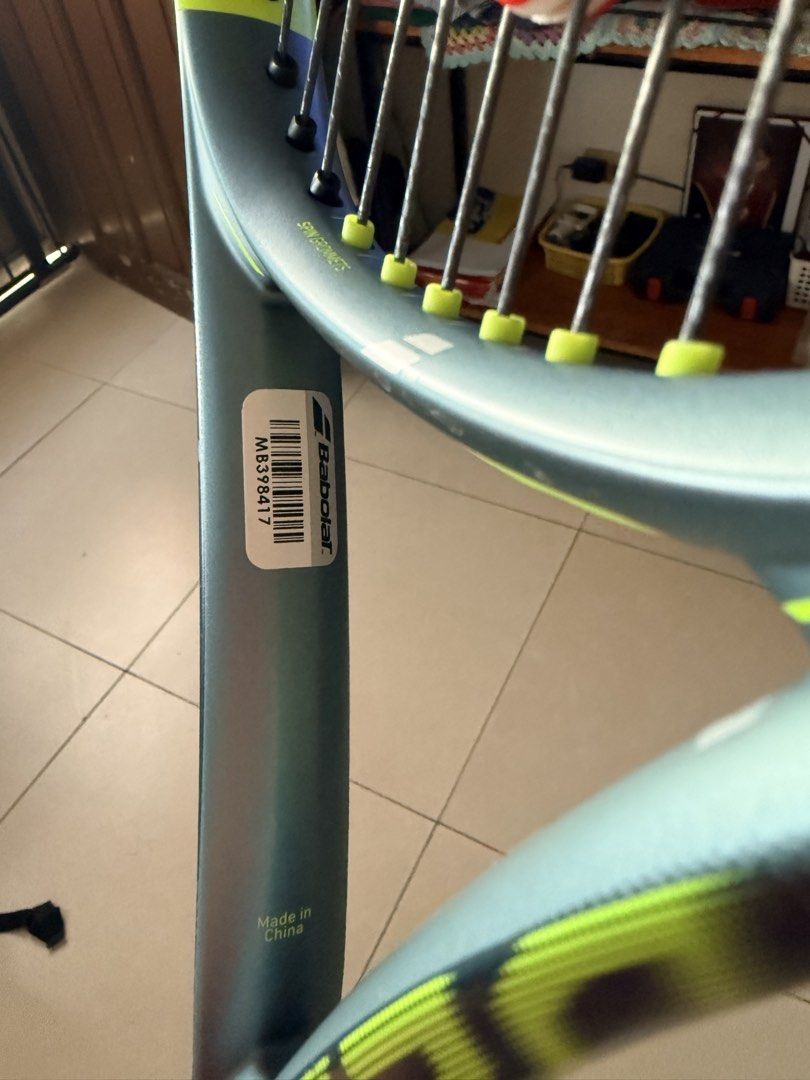 Babolat Aeromodular 2 Tennis Racket (Category: Racket and Ball Sports) located in Taytay. Submitted by aletheax_x (Listing ID 1461340594, Image 2). Description: - Babolat Aeromodular 2 Tennis Racket - Grip Size: 3 4/8 - Origin: Made in China, Engineered in France - Condition: Minor scuffs on frame from normal play 300G.