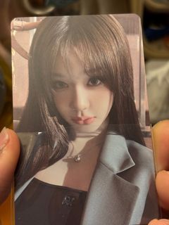 （分類：）位於 。 由 ahyeon.222 提交（商品編號 1460785624，圖片 1）。簡介： 。