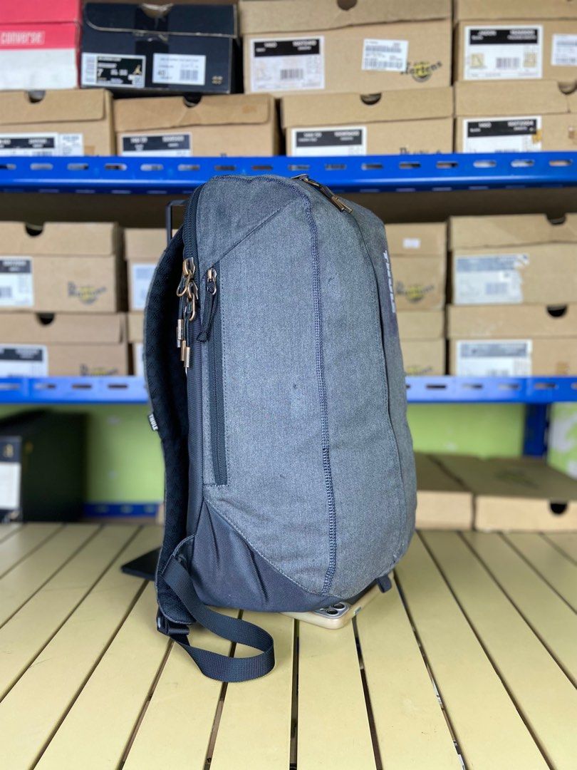 Backpack THULE (Kategori: Ransel) berada di Jakarta Timur. Dikirim oleh goldenowl_dbb19f (ID iklan 1461410135, Gambar 3). Deskripsi: MULUS NO MINUS SESUAI DI PIC SPESIFIKASI LENGKAP/NEGO/CHECKOUT CEK TOKO OREN DI BAGIAN OPSI PENGIRIMAN ❗❗.