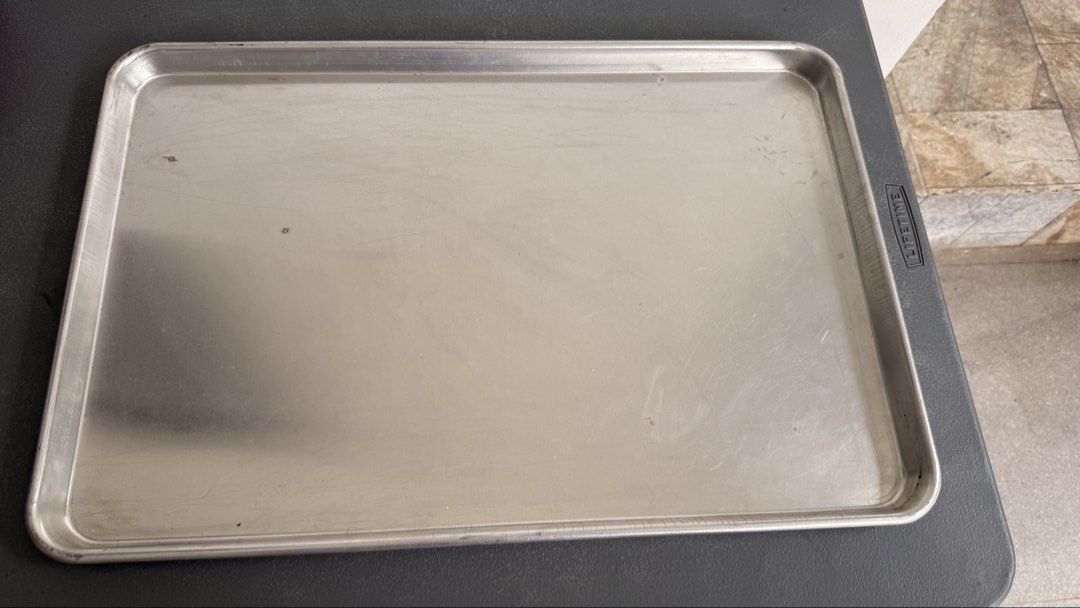 Baking Tray 40x60 cm (Category: Bakeware) located in Silang. Submitted by aysbucket (Listing ID 1461429278, Image 2). Description: Baking tray for commercial oven.