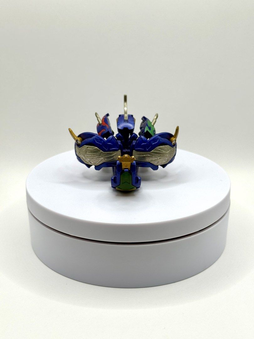 Bakutech Sanzu Hollowbos (Category: Action & Battle Toys) located in Abucay. Submitted by bakugan_ph (Listing ID 1461455422, Image 3). Description: Good condition 2 Wrong cross pieces.