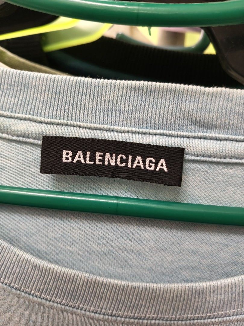 Balenciaga Basic Logo short sleeve T-Shirt (Category: Tshirts & Polo Shirts ) located in Cabadbaran. Submitted by jem1124 (Listing ID 1461349892, Image 3). Description: 24x28.5 excellent condition No issue.