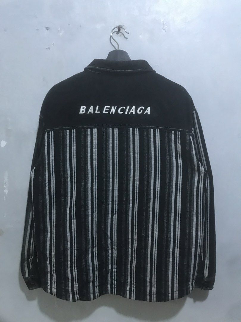 Balenciaga Raw Denim Jacket (Category: Coats, Jackets and Outerwear) located in Bulacan. Submitted by bleue.finds (Listing ID 1461350491, Image 2). Description: Balenciaga Raw Denim Jacket 22 - WIDTH 27 - LENGTH MISSING 1 BUTTON SA LEFT POCKET AS NEW CUT WASH TAG GOOD CONDITION .