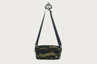 (Category: ) located in . Submitted by aceapparel (Listing ID 1461362761, Image 1). Description: .